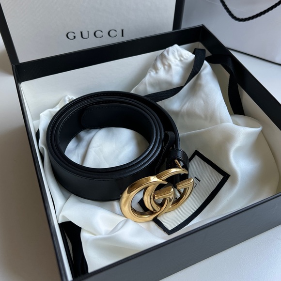 Gucci leather belt with double G buckle - Picture 1 of 7